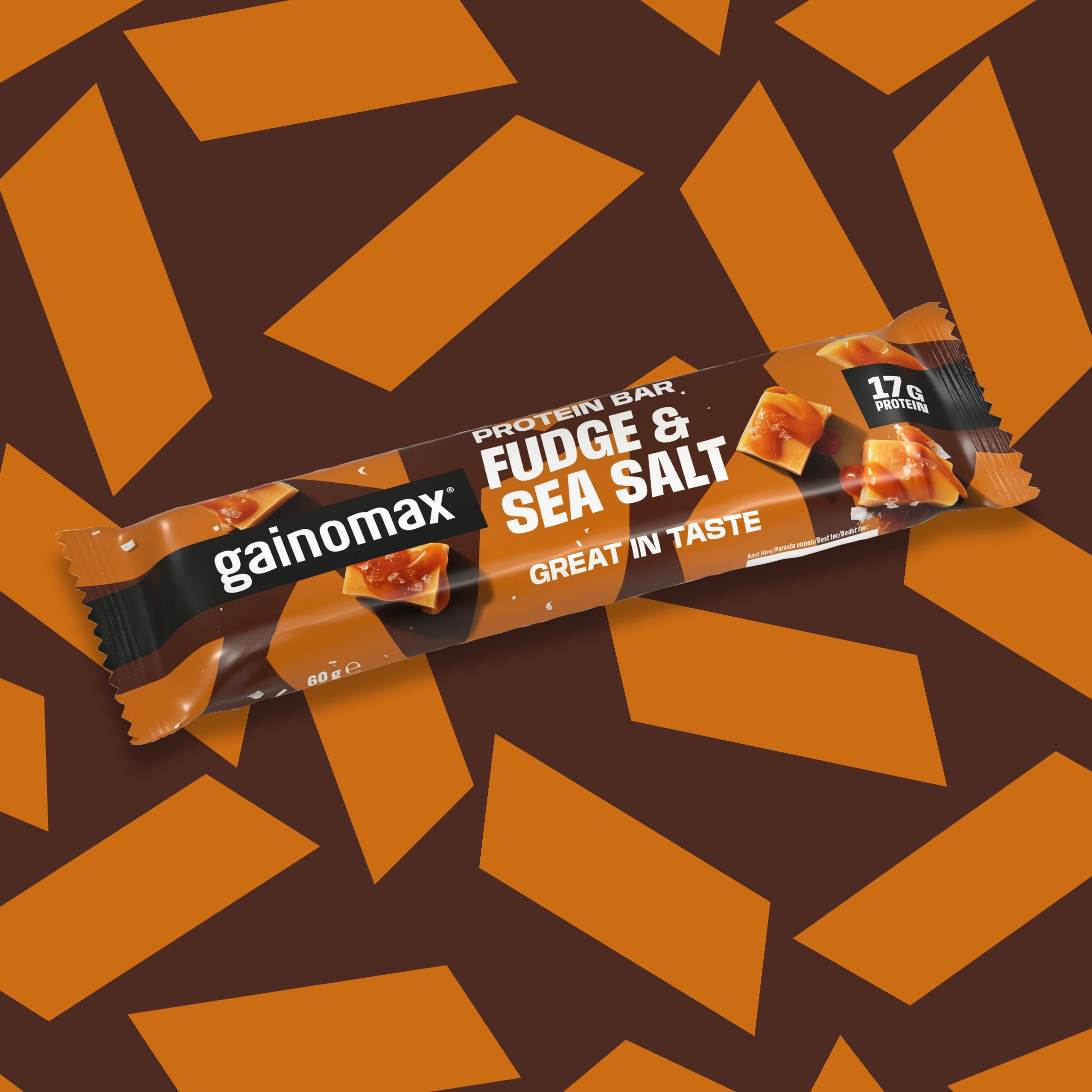 Gainomax protein bar with a taste of fudge and seasalt, a classic taste and brand new design